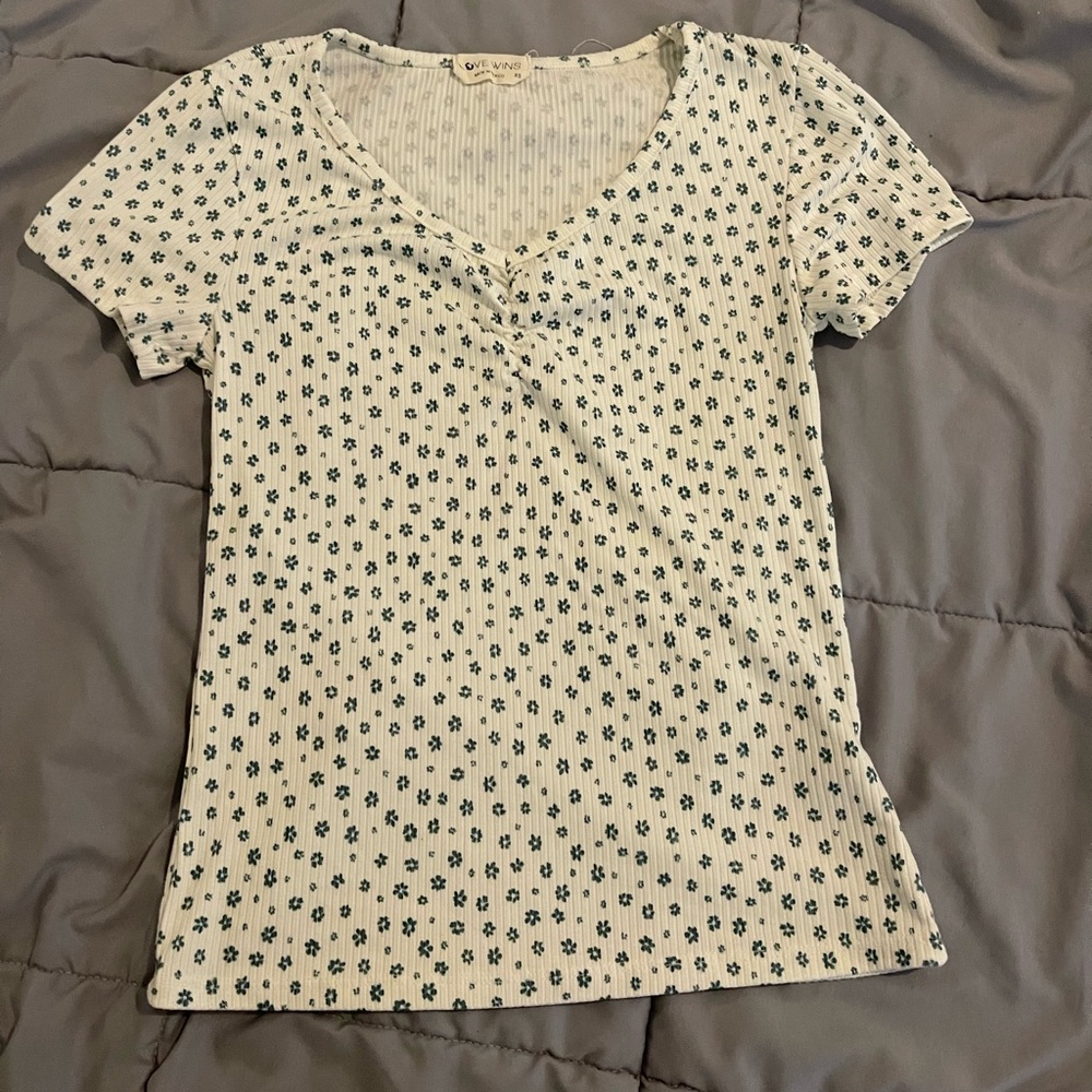 Trendy Floral T-Shirt